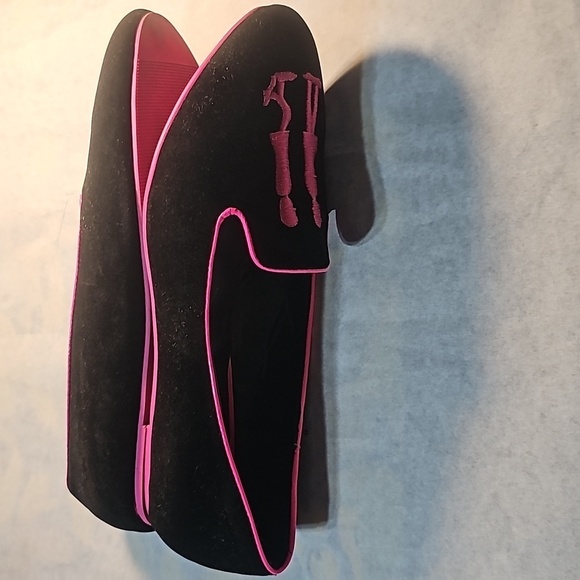 Misbehave Slipon Embroidered Flats - Picture 4 of 8